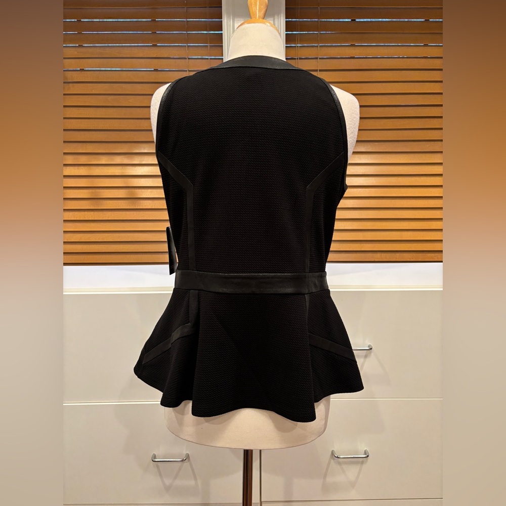 Thalia Sodi Black Sleeveless Peplum Zipper Top - Picture 3 of 4